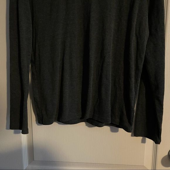 ✨Ralph Lauren Blue Tag Long Sleeve Knit Fitted Light Grey Turtleneck Sweater✨ - Picture 5 of 7